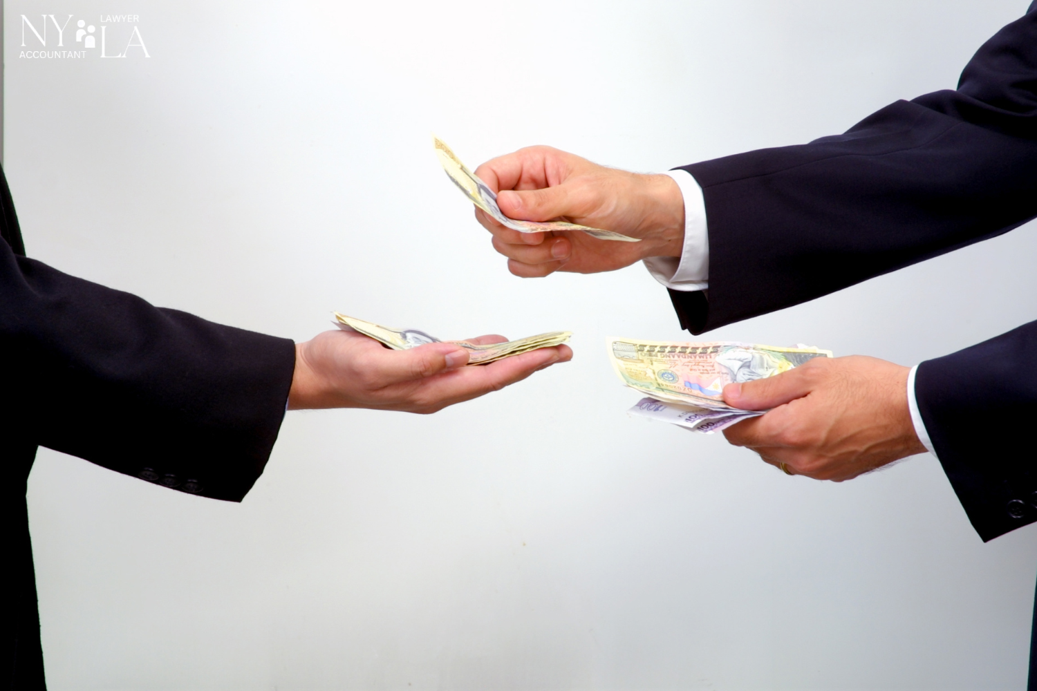 SHOULD BUSINESS OWNERS WITH DELAYED WAGE PAYMENTS BE PUBLICLY DISCLOSED? Employers Violating Delayed Wage Payments
